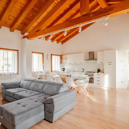 Ca Mantoet - 3bedroom Loft شقة